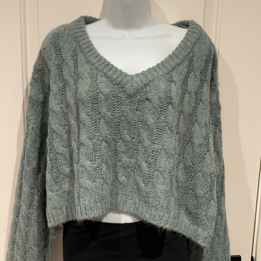 Sweater - Picture 3 of 7